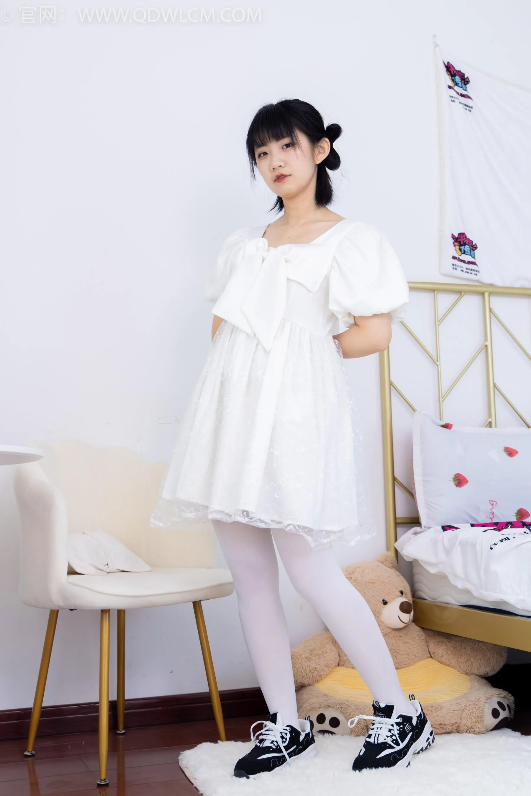 物恋传媒 NO.1581 暗月-纯白茉莉 [151P]插图4
